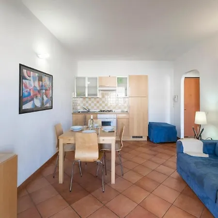 Relaxing Cristal Bedroom Sleeps 5 Persons Lejlighed